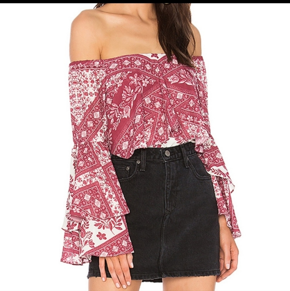 REVOLVE/ Devlin / Chelsea Off the Shoulder Blouse Size L EUC Concert Date Night